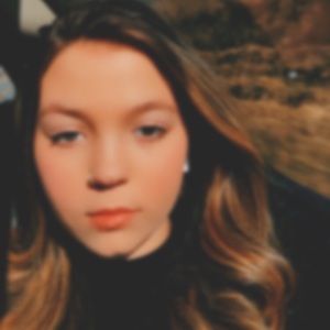 Meet your Posher, Makayla